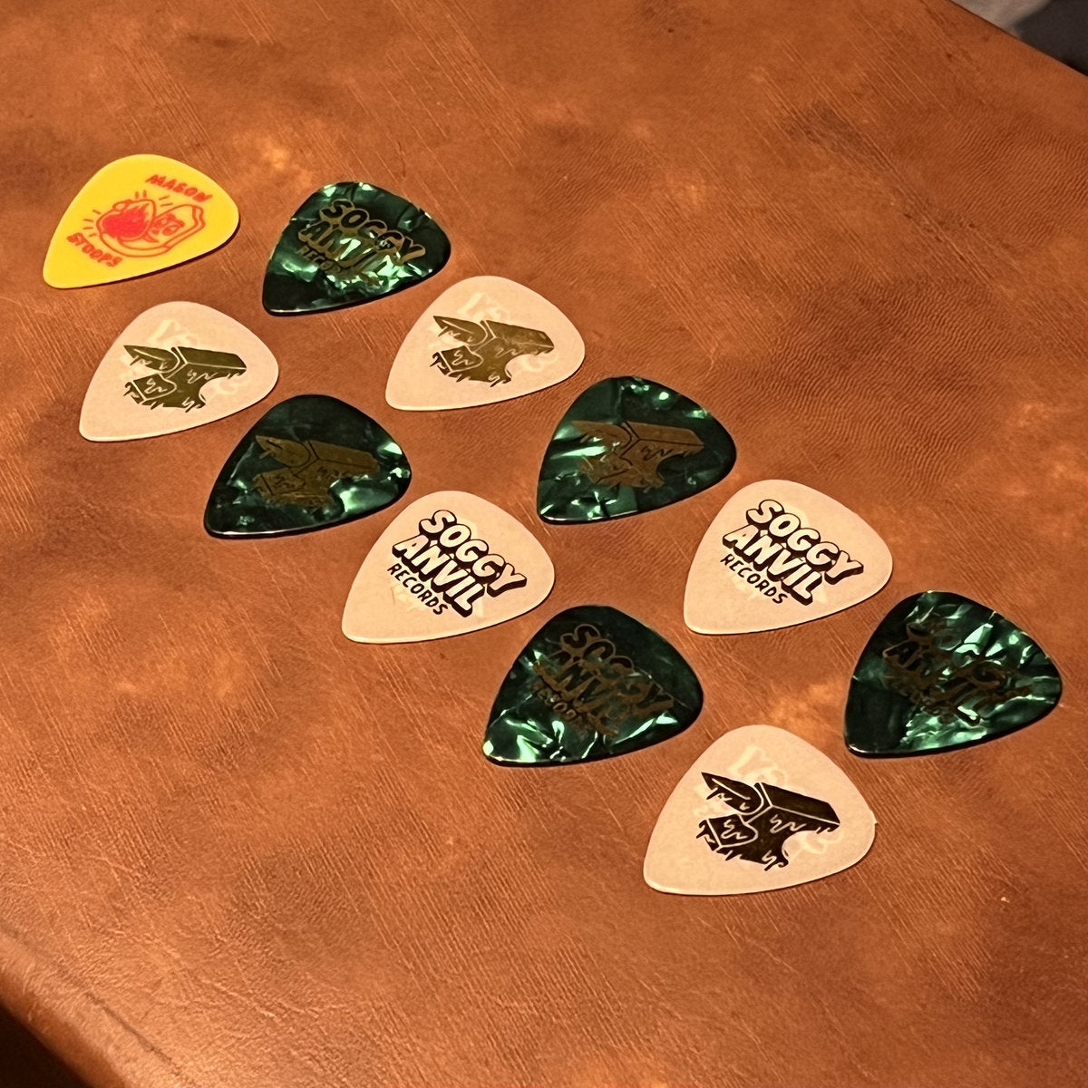 11 Guitar Picks