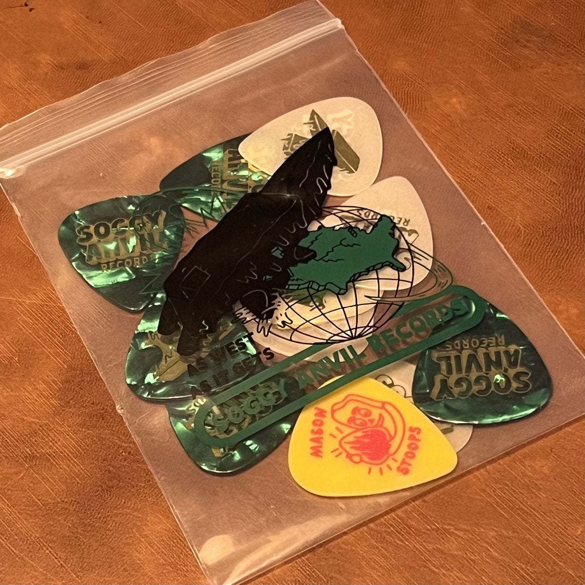 11 Guitar Picks